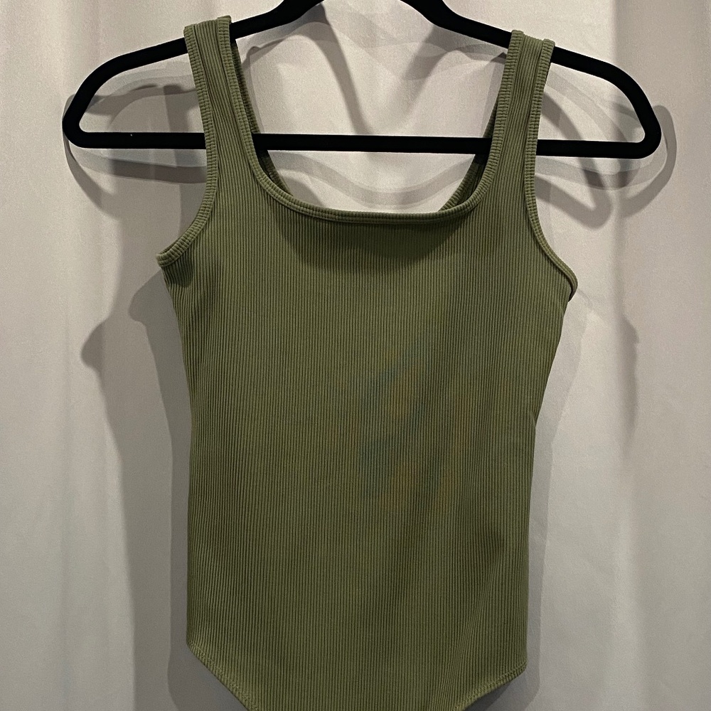 Abercrombie & Fitch - Seamless Ribbed Scoopneck Bodysuit